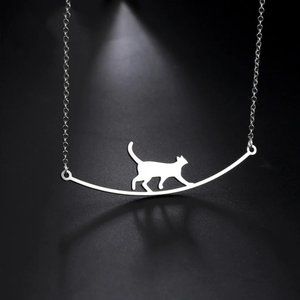 Cute Walking‎ Cat Kitten Necklace Pendant Jewelry Silver